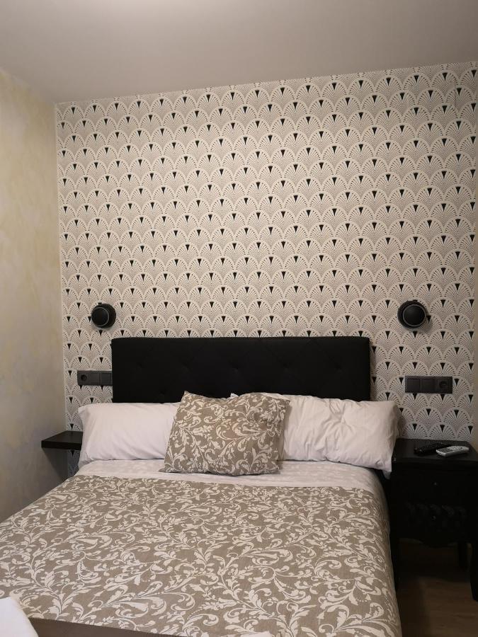 Hostal Juan Bravo Segovia Exterior photo